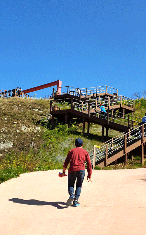 20161019_ranch_jump-.gif
